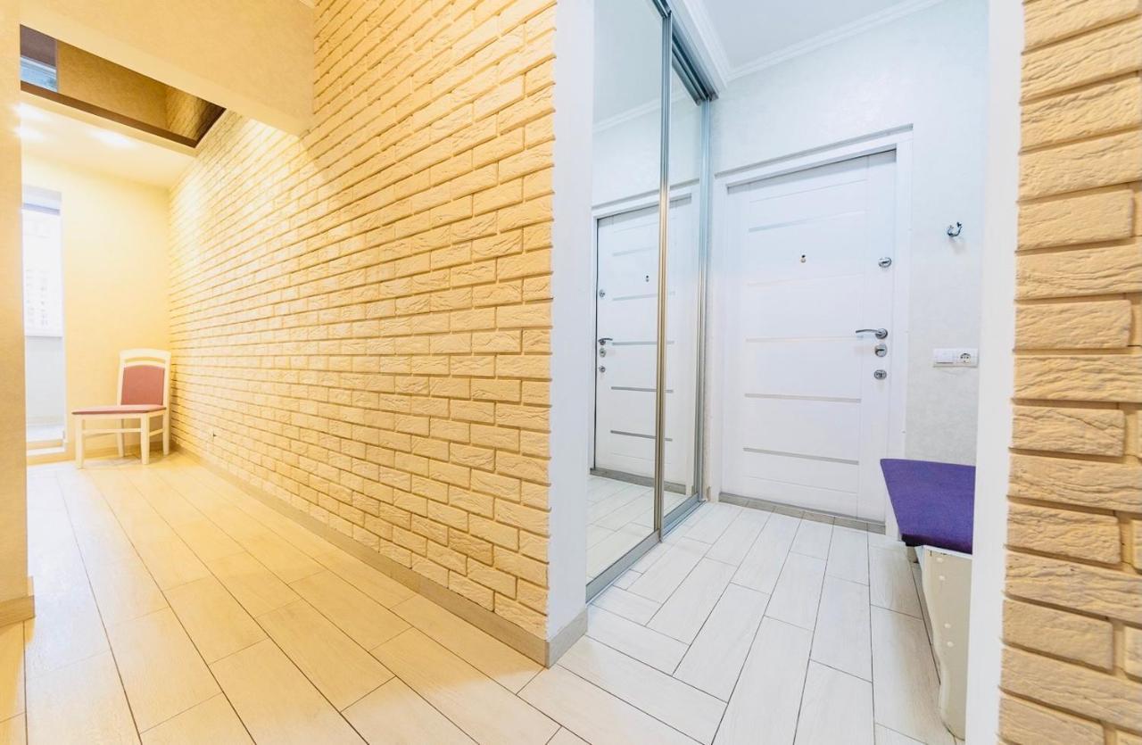 Апартаменты Класса Люкс На Елизаветы Чавдар 34 Kyiv Exterior photo
